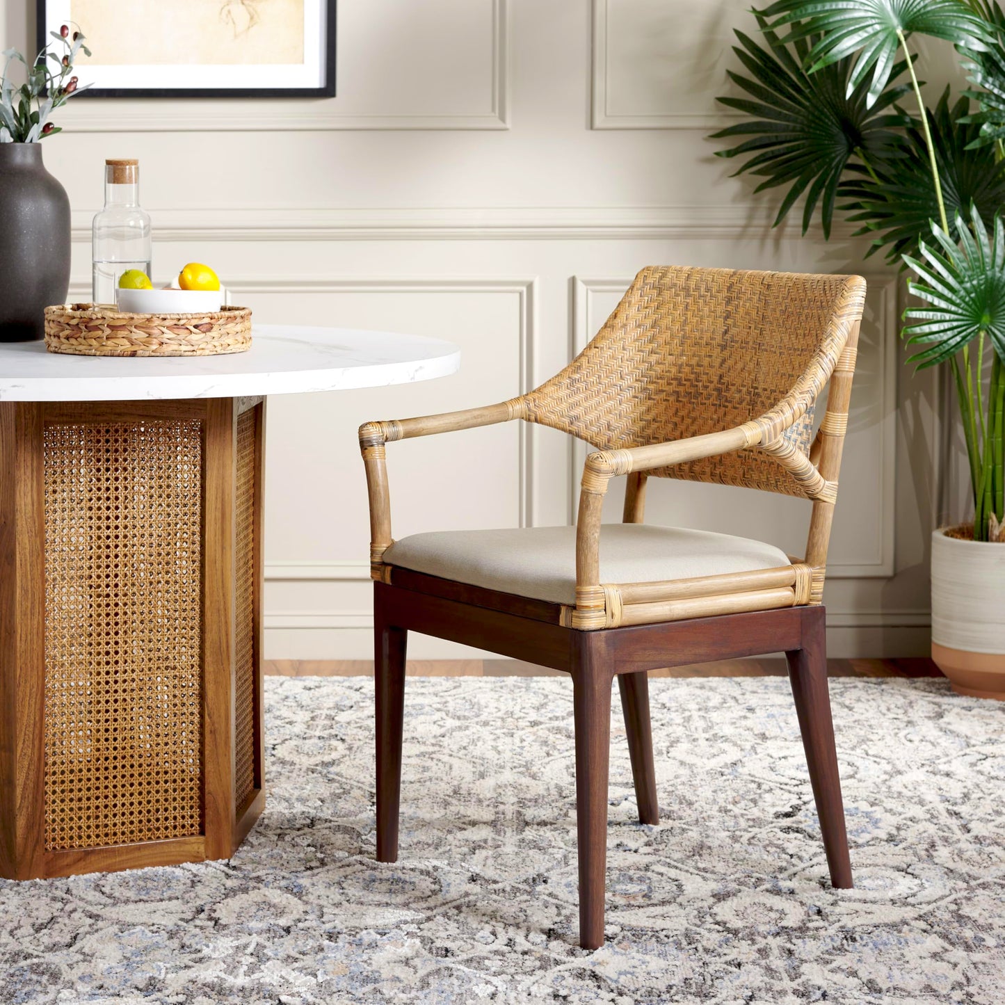 SAFAVIEH Home Collection Carlo Arm Chair, Honey