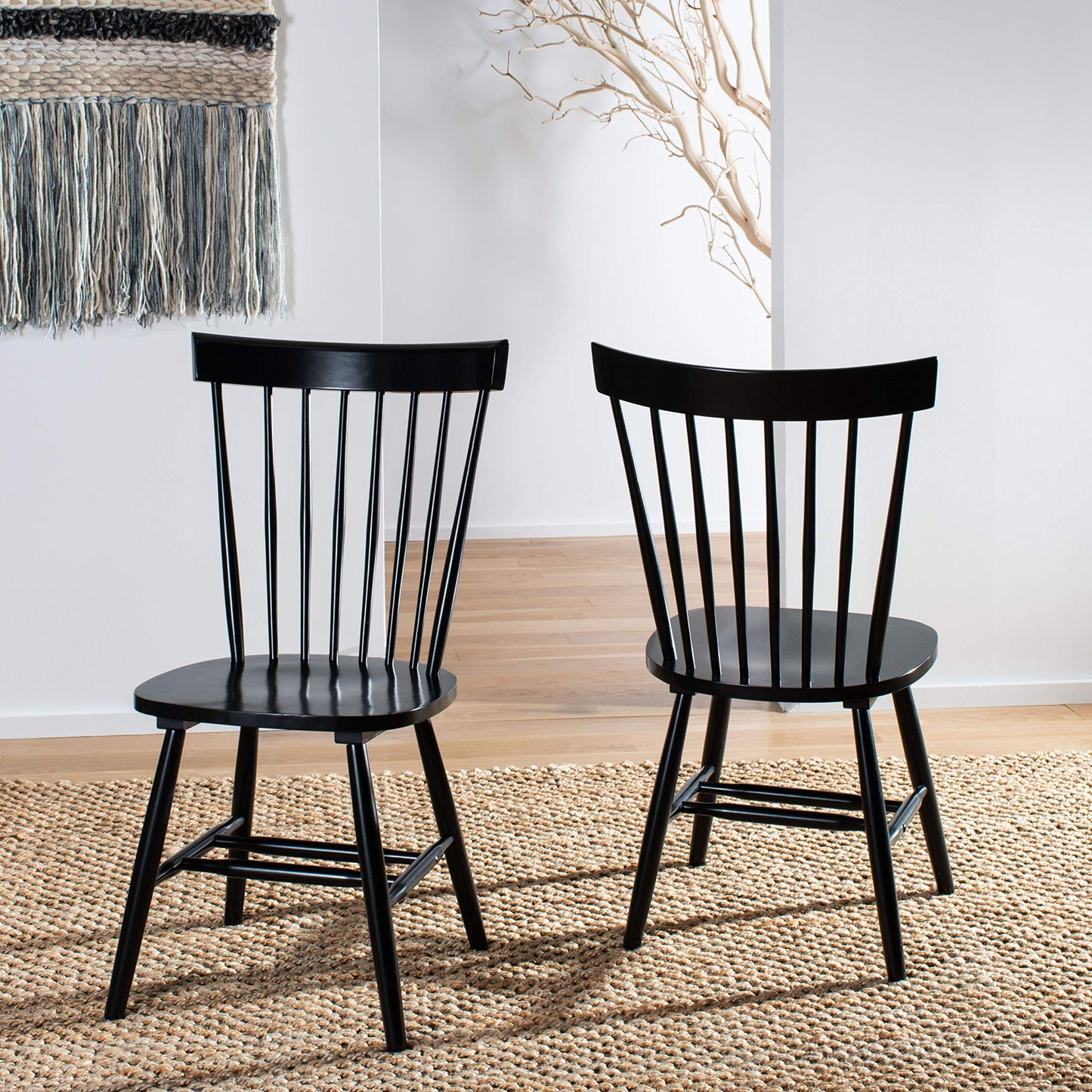 SAFAVIEH Furniture - Parker Spindle Dining Chair Set of 2 - Black - Solid Wood - Classic Windsor Design - Ideal for Dining Room, Kitchen, 17.3" Seat Height (AMH8500B-SET2)