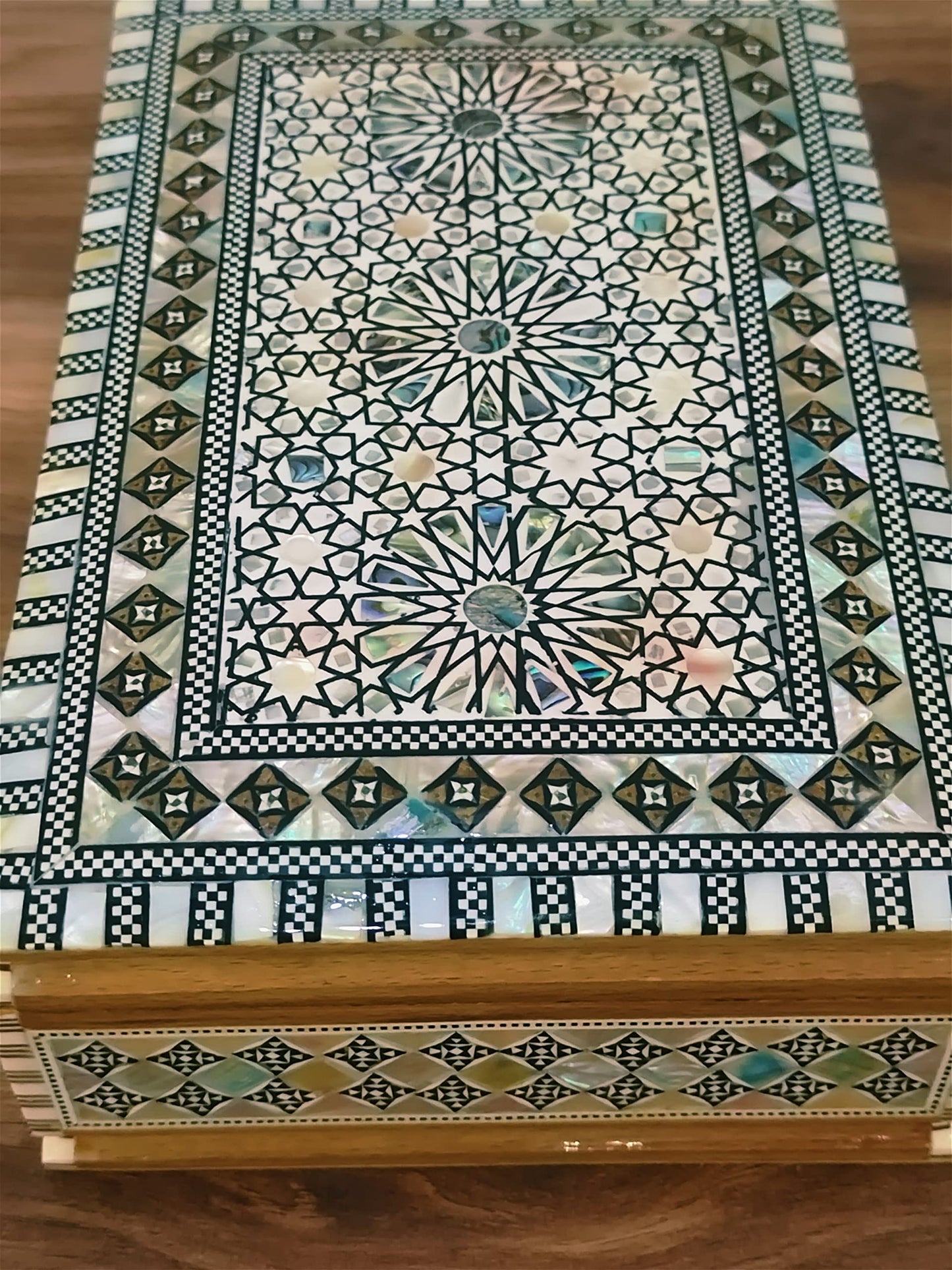 FAMA.store Handmade Egyptian Jewelry Box – Mother of Pearl Inlay – Decorative Wooden Trinket Box for Women Oriental Keepsake Storage Organizer (8.8" x 5.8" x 2.8"inch M05)